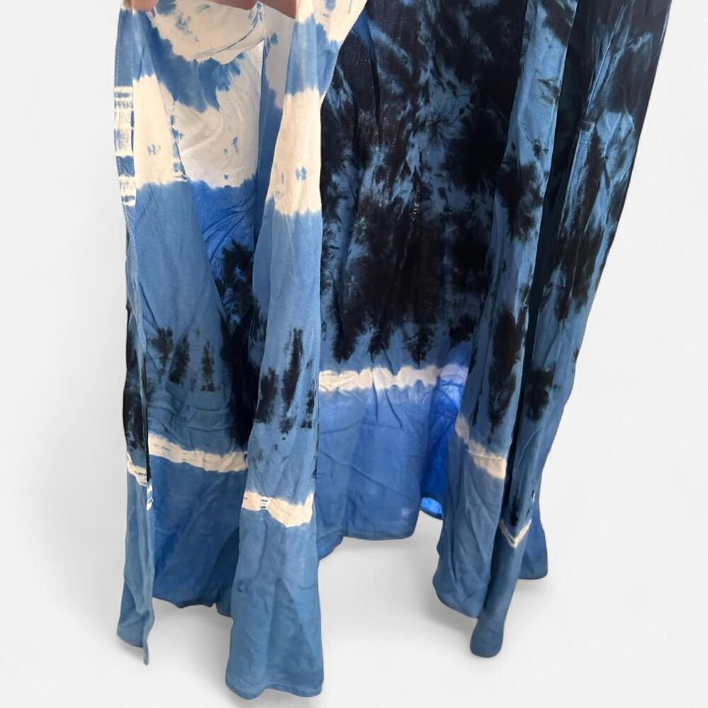 Aruba Blue & White Banded Tie-Dye Strappy Back Maxi Dress – Boho Large - Picture 5 of 7